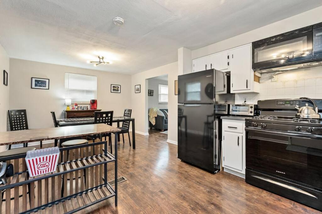 Open Floor Spacious Home, 15Min From Downtown, Private Garage, Kids Friendly Πίτσμπουργκ Εξωτερικό φωτογραφία